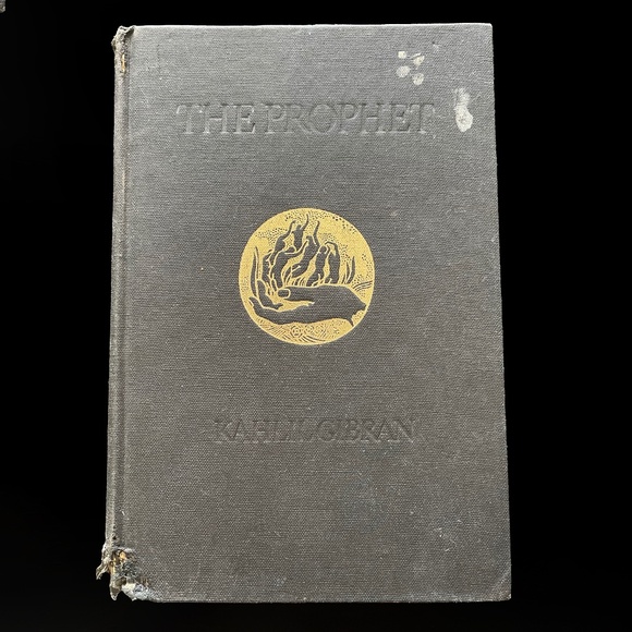 The Prophet vintage book read by Zayn Malik - Picture 1 of 6